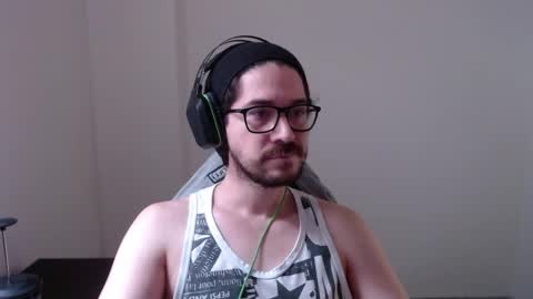 Snapshot of adamussutekh chatting on 03-09-25, 02:43 Adam online show from 03-09-25, 02:43