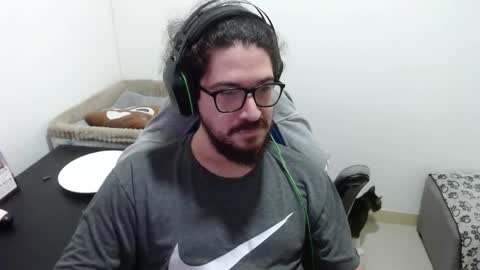 Snapshot of adamussutekh chatting on 09-26-25, 12:20 Adam online show from 09-26-25, 12:20