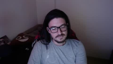 Snapshot of adamussutekh chatting on 10-19-25, 05:35 Adam online show from 10-19-25, 05:35