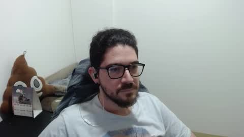 Snapshot of adamussutekh chatting on 12-19-25, 12:12 Adam online show from 12-19-25, 12:12