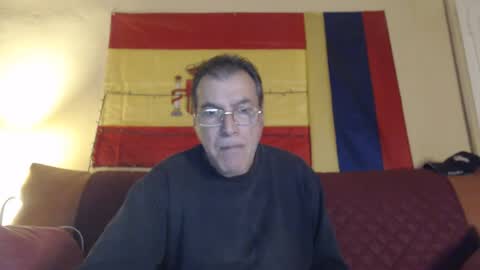 Snapshot of adan51 chatting on 02-14-25, 06:40 Adan online show from 02-14-25, 06:40