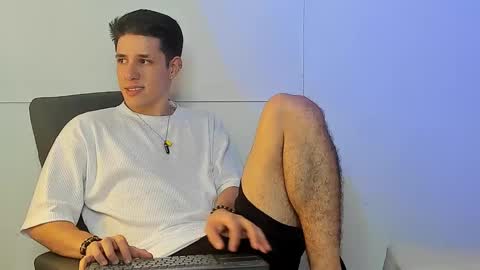 Snapshot of adan_rivas chatting on 12-27-24, 01:22 adan online show from 12-27-24, 01:22