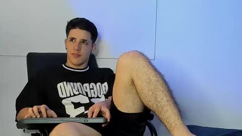 Snapshot of adan_rivas chatting on 02-20-25, 02:18 adan online show from 02-20-25, 02:18