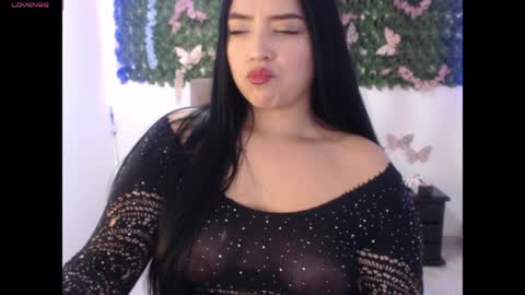 Snapshot of adara_cute_69 chatting on 05-09-26, 02:22 Adara online show from 05-09-26, 02:22