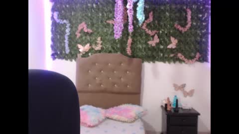 Snapshot of adara_cute_69 chatting on 05-27-26, 07:44 Adara online show from 05-27-26, 07:44