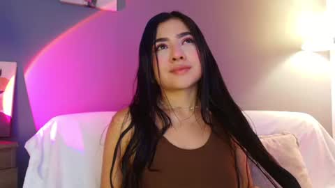  Adara Johnson  online show from 07-18-26, 11:47