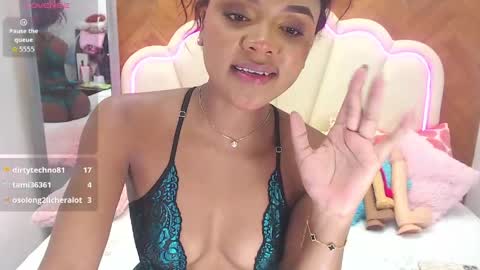 Snapshot of adarose_ chatting on 06-07-26, 11:30 adarose_ online show from 06-07-26, 11:30
