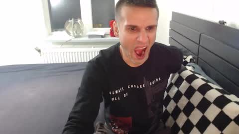 addictedgammer online show from 10-06-25, 11:57