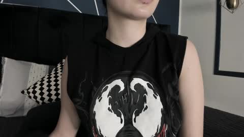 Ade  online show from 02-25-25, 07:47