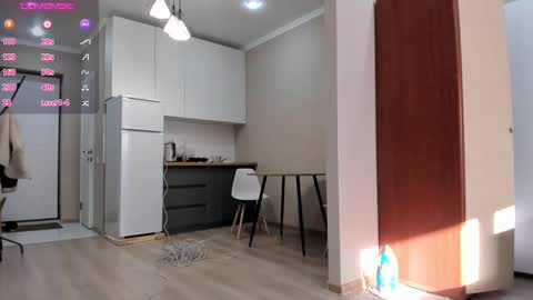 Adel online show from 02-15-25, 10:00