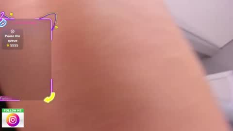 Snapshot of adelaa_11 chatting on 09-17-25, 04:08 Adela Worsth online show from 09-17-25, 04:08