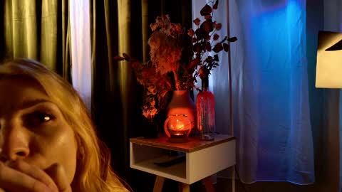 Snapshot of adelaidegilber_ chatting on 06-02-26, 12:29 Adel online show from 06-02-26, 12:29