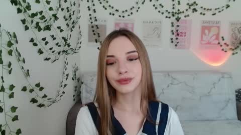 Snapshot of adele0_0 chatting on 03-01-25, 01:18 Adele online show from 03-01-25, 01:18