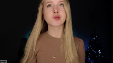 Snapshot of adele_armas chatting on 12-18-25, 08:59 Adele online show from 12-18-25, 08:59