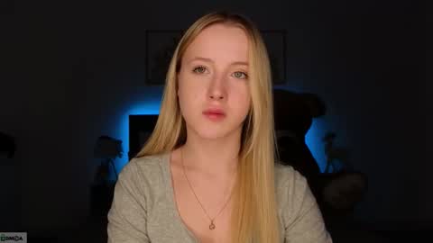 Snapshot of adele_armas chatting on 01-18-26, 09:40 Adele online show from 01-18-26, 09:40