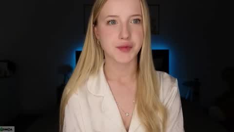 Snapshot of adele_armas chatting on 02-04-26, 08:58 Adele online show from 02-04-26, 08:58