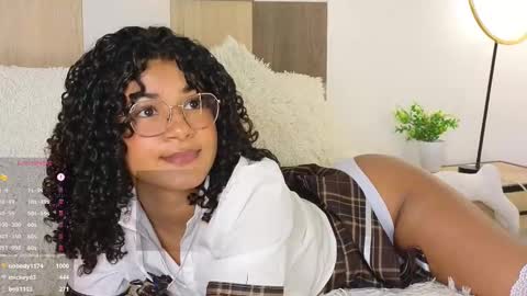 Snapshot of adele_carter_ chatting on 03-02-25, 06:19 Andrea online show from 03-02-25, 06:19