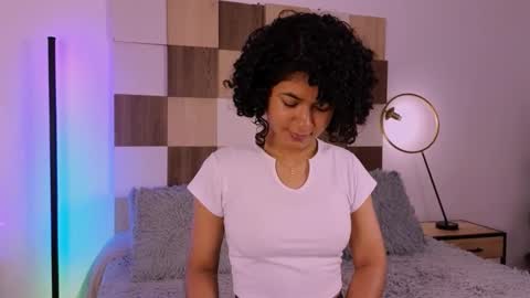 Snapshot of adele_carter_ chatting on 11-08-25, 11:21 Andrea online show from 11-08-25, 11:21