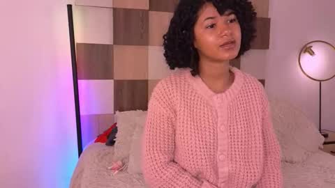 Snapshot of adele_carter_ chatting on 11-17-25, 12:00 Andrea online show from 11-17-25, 12:00