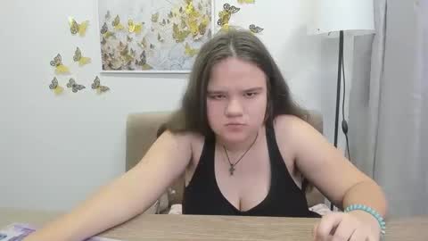 adelecruzz online show from 03-08-25, 04:50