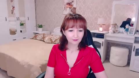 AdeleMoran online show from 01-18-25, 06:43