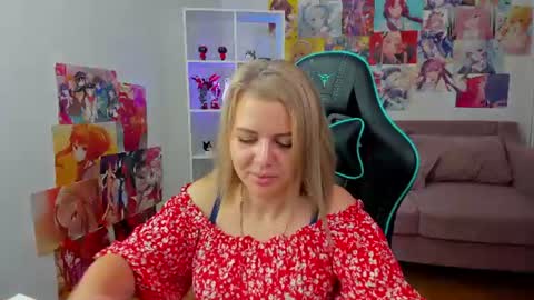 Snapshot of adeleravelle chatting on 07-03-26, 05:14 AdeleRavelle online show from 07-03-26, 05:14