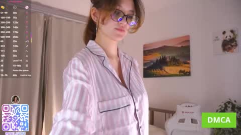 Adele online show from 11-07-25, 04:07