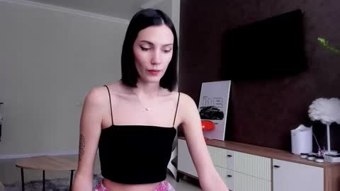 Snapshot of adeleshinem chatting on 11-10-25, 07:51 Adele Shine online show from 11-10-25, 07:51