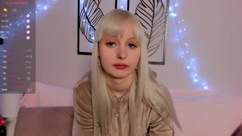 adelesilver online show from 11-11-25, 02:22