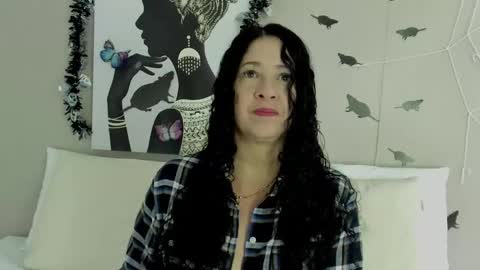 Adele Smithh online show from 10-25-25, 11:40