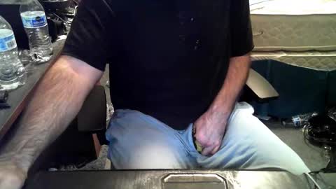 adelhi20 online show from 10-19-25, 05:35