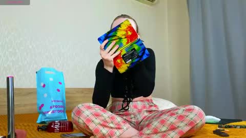 Snapshot of adelina_cowell chatting on 05-16-26, 10:01 Adelina online show from 05-16-26, 10:01