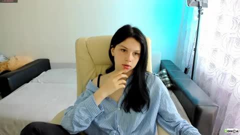adelina_xxx online show from 05-20-26, 10:54