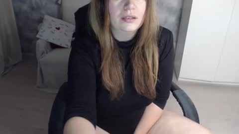 adelinalawson online show from 11-24-25, 06:07