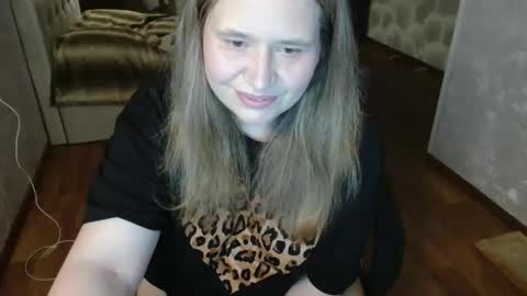 adelinalawson online show from 05-18-26, 03:07