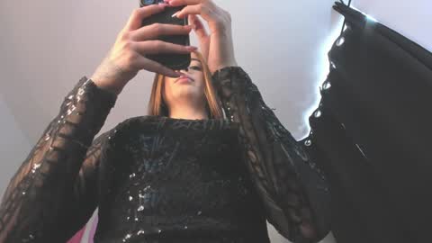 Snapshot of adelineefoxxx chatting on 02-07-25, 05:51 MARIA ANGEL IG iamangel45 online show from 02-07-25, 05:51