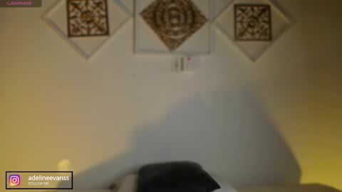 adeline online show from 02-11-25, 04:22