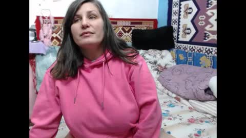 adelinemilf online show from 01-19-26, 08:18