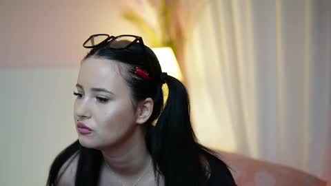 Snapshot of adelineroze chatting on 06-09-26, 06:30 Adeline online show from 06-09-26, 06:30
