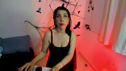 Snapshot of adellelennox_cg chatting on 11-04-25, 09:08 Adelle online show from 11-04-25, 09:08