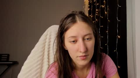 Adell online show from 01-09-25, 10:41