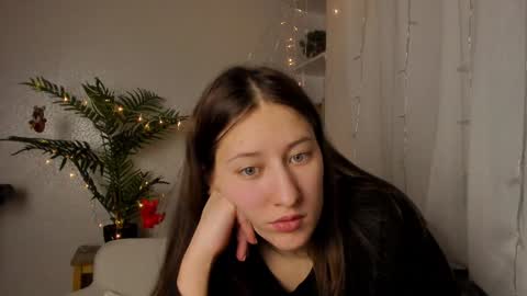 Adell online show from 02-08-25, 11:13