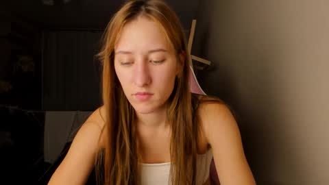 Snapshot of adellqueen chatting on 03-05-26, 10:28 Adell online show from 03-05-26, 10:28