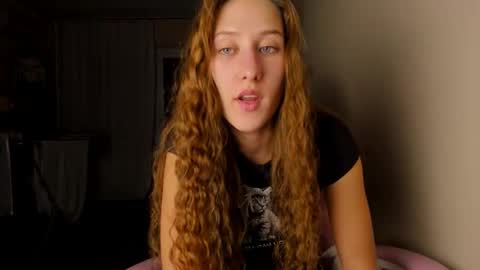 Snapshot of adellqueen chatting on 03-07-26, 10:40 Adell online show from 03-07-26, 10:40