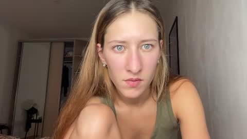 Adell online show from 07-06-26, 09:39