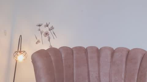  instragram adelyn 111 online show from 02-18-25, 12:39