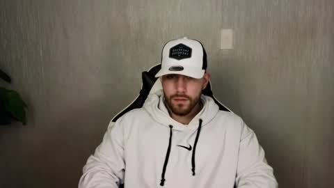 Ades online show from 10-23-25, 11:20