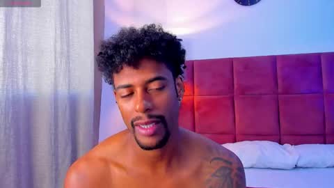 adham_fawwaz online show from 12-20-25, 04:25