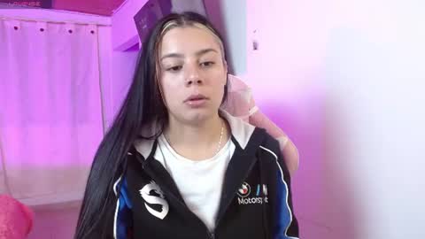 Adhara Montiel online show from 07-28-26, 05:58
