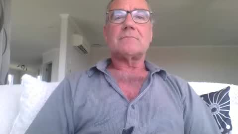 adjustable14 online show from 11-02-25, 01:41